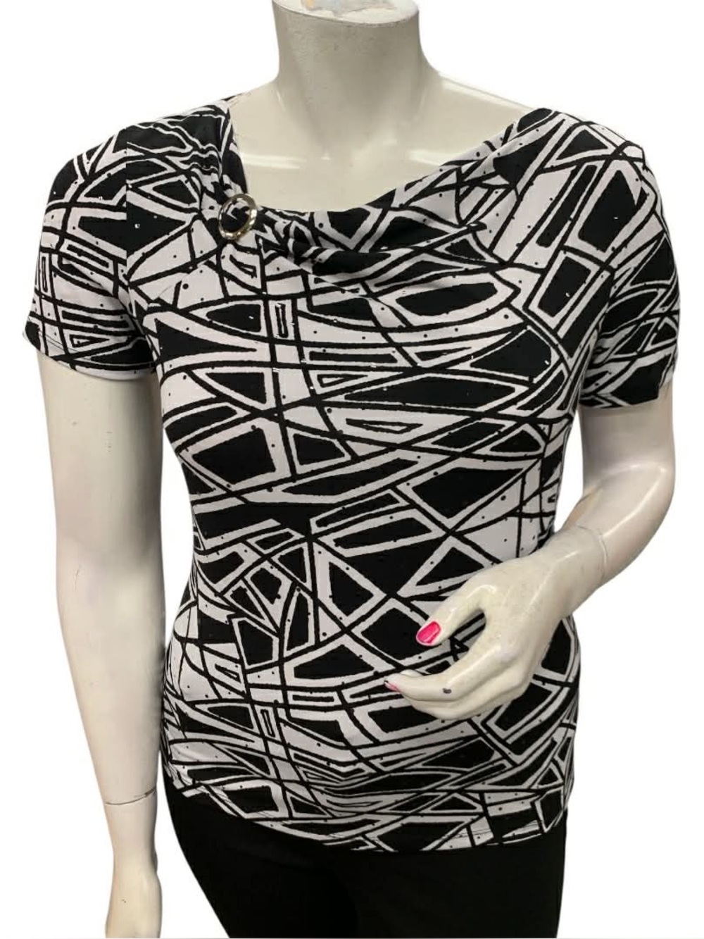 Backs NWT Black & White Abstract Print Short Sleeve Top Size L